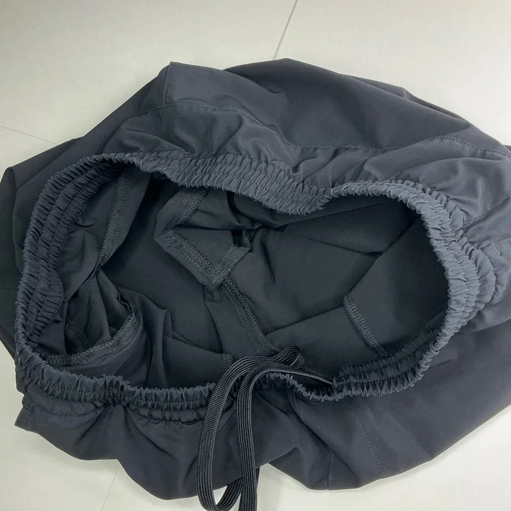 GapFit Black Athletic Shorts Womens M GF004104 Pockets Stretch Workout Running